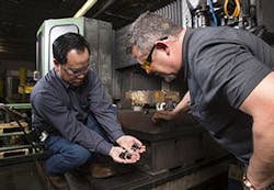 Americanmachinist Com Sites Americanmachinist com Files Uploads 2016 03 Ingersoll Cyber Mfg P Dihn M Salewsky Americanmachinist Com Sites Americanmachinist com Files Uploads 2016 03 Ingersoll Cyber Mfg P Dihn M Salewsky