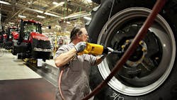 CNH which is forming the worldrsquos largest capitalequipment manufacturing group by merging its assets with Fiat SpA is redefining its design and supply agreements with Kobelco Construction Machinery CNH which is forming the worldrsquos largest capitalequipment manufacturing group by merging its assets with Fiat SpA is redefining its design and supply agreements with Kobelco Construction Machinery