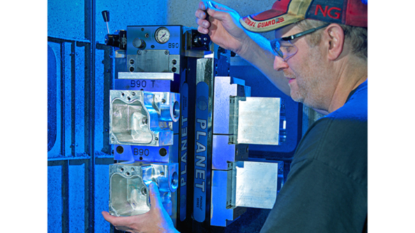 Users of hydraulic vises often apply them for production runs where the consistency of the grip and the speed and simplicity of operation are critical