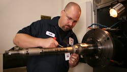 A Redoe Mold Ltd operator assembles the Ingersoll InnoFit longreach tool to mill the bottom of a deep mold cavity For extra rigidity the coupling offers threepoint contact a selfcentering design and a large contact area at the mating surfaces A Redoe Mold Ltd operator assembles the Ingersoll InnoFit longreach tool to mill the bottom of a deep mold cavity For extra rigidity the coupling offers threepoint contact a selfcentering design and a large contact area at the mating surfaces