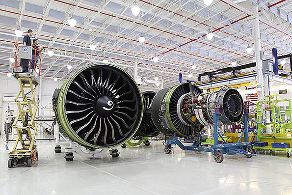 The General Electric GE90 is a family of highbypass turbofan aircraft engines the largest produced by GE and built for the Boeing 777 longrange widebody aircraft Reportedly it is the worldrsquos largest turbofan engine