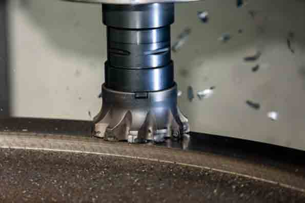 Ingersollrsquos Hi QuadF face mill works like a router to make more chips faster The tool rotates at 785 SFM as it feeds outward at 0561 IPR on the C axis Freecutting tool geometry with a 12deg lead angle minimizes lateral cutting forces for stable machining all the way out to the circumference of the flange