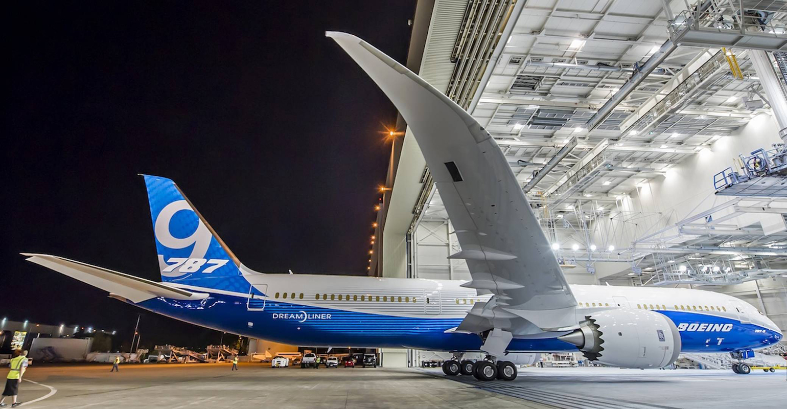 Boeing 787 hangar
