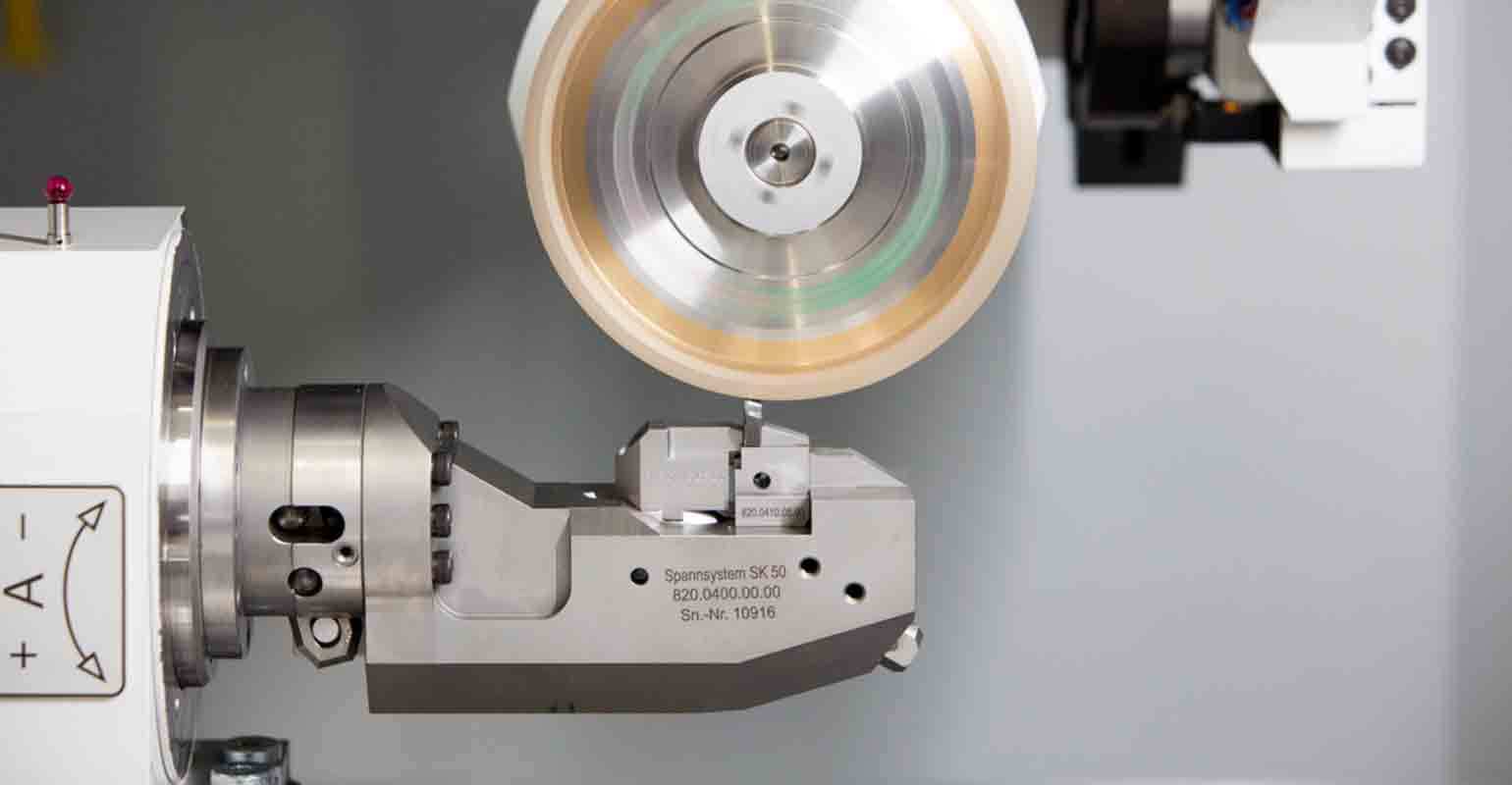 HAAS Schleifmaschinen XING wheel dressing