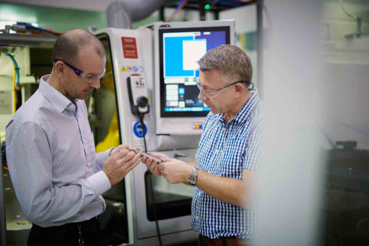 ANCA 10 tool grinding tips, 1