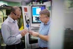 ANCA 10 tool grinding tips, 1 ANCA 10 tool grinding tips, 1