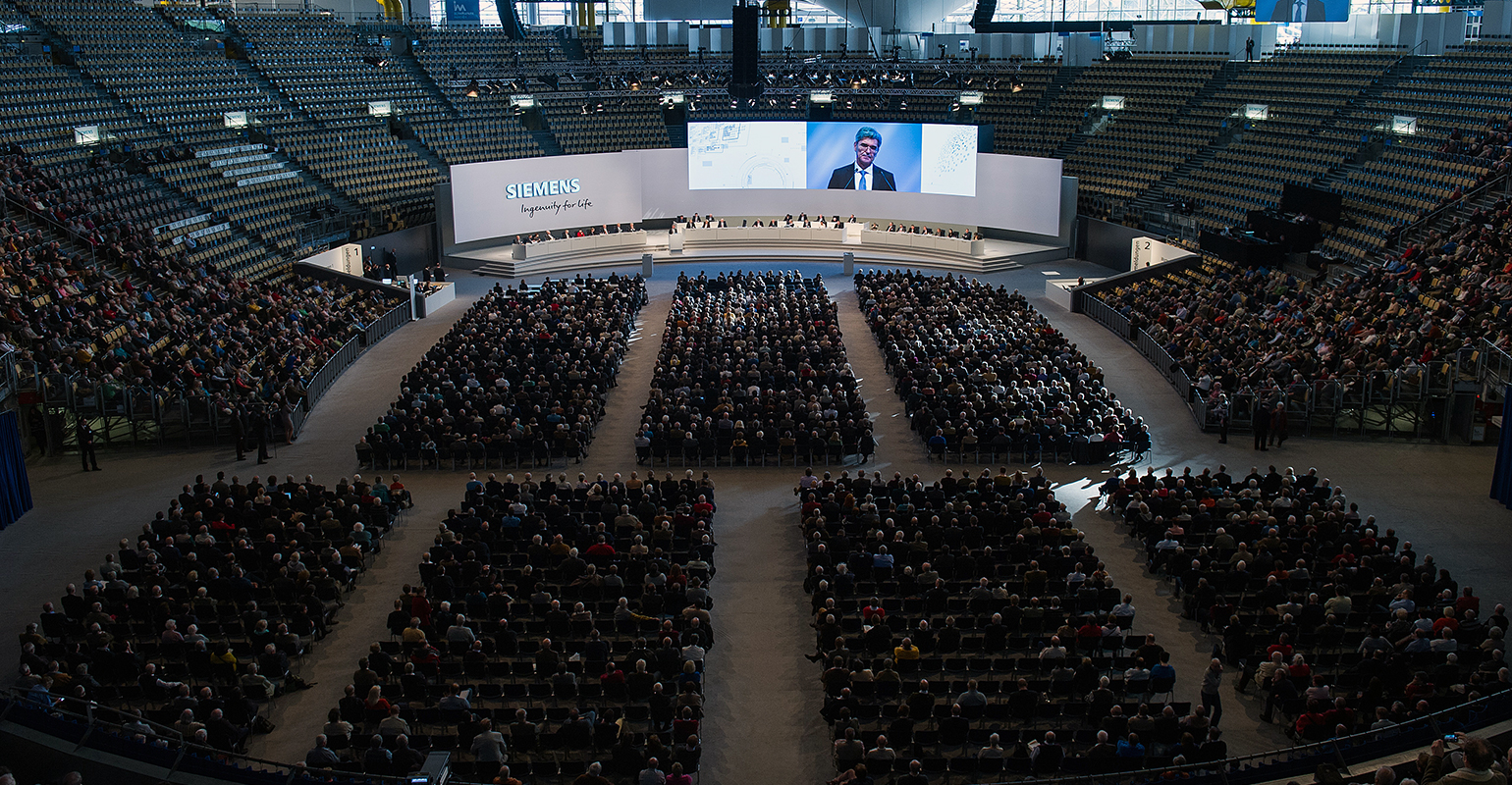 Siemens AG CEO Joe Kaeser addresses the 2016 Annual General Meeting