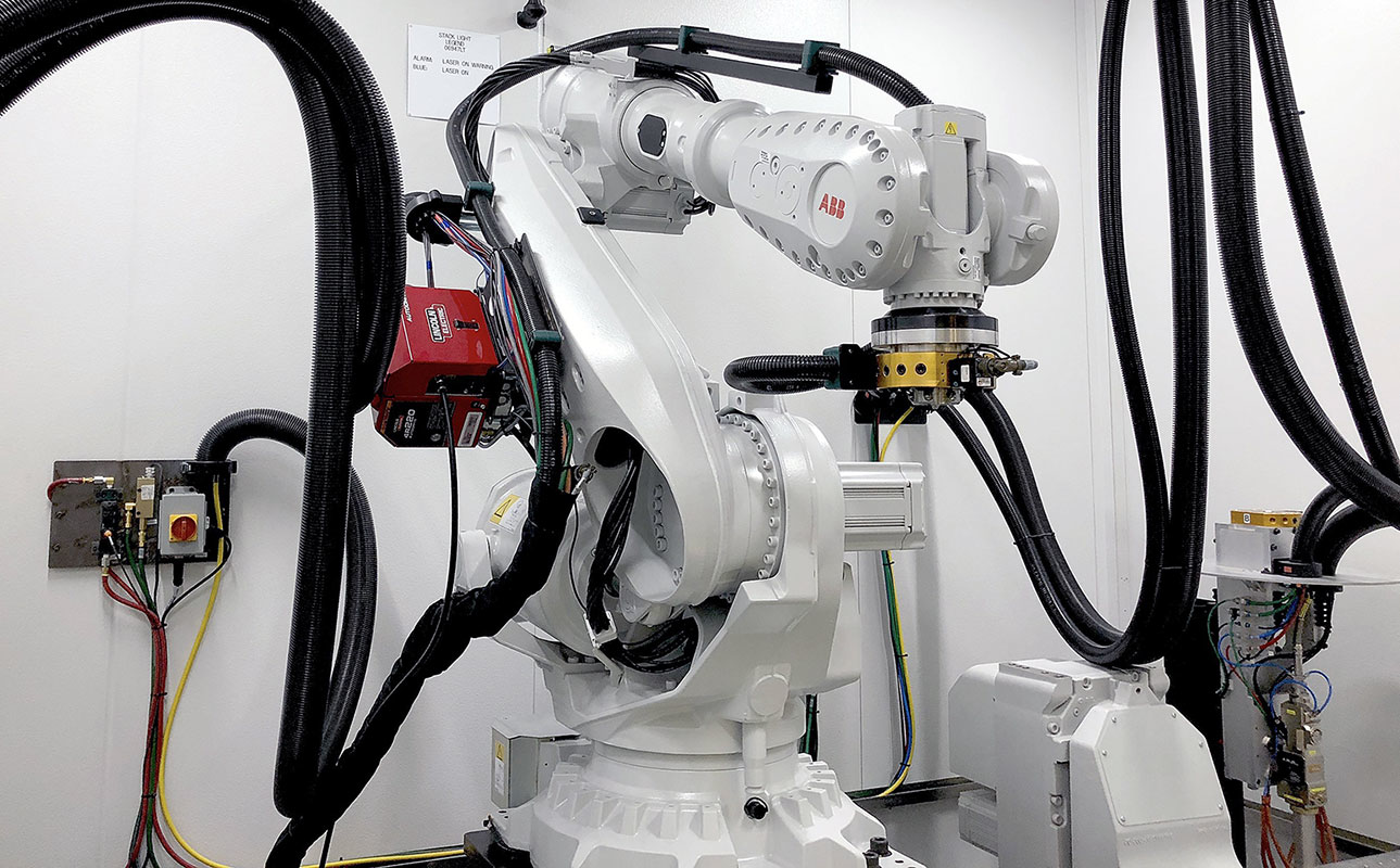 Lockheed robot w/metal laser 3DP