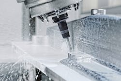 The cool-flow technology is described as a 'milestone' in hydraulic expansion technology: The coolant jet is immediately forwarded through the slim precision toolholder to the tool. The cool-flow technology is described as a 'milestone' in hydraulic expansion technology: The coolant jet is immediately forwarded through the slim precision toolholder to the tool.