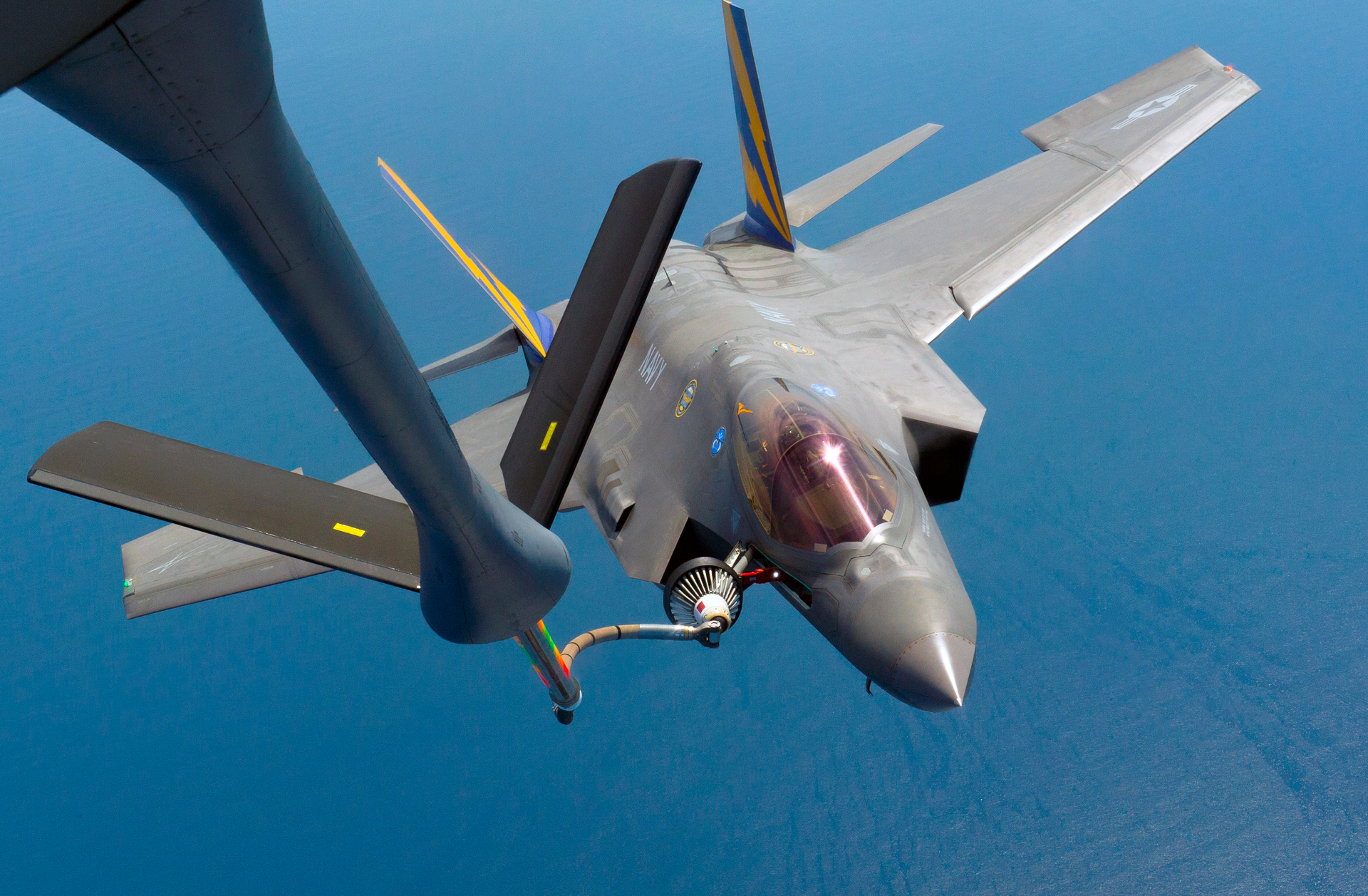 F35c Refueling Promo 5e8540b78fa25