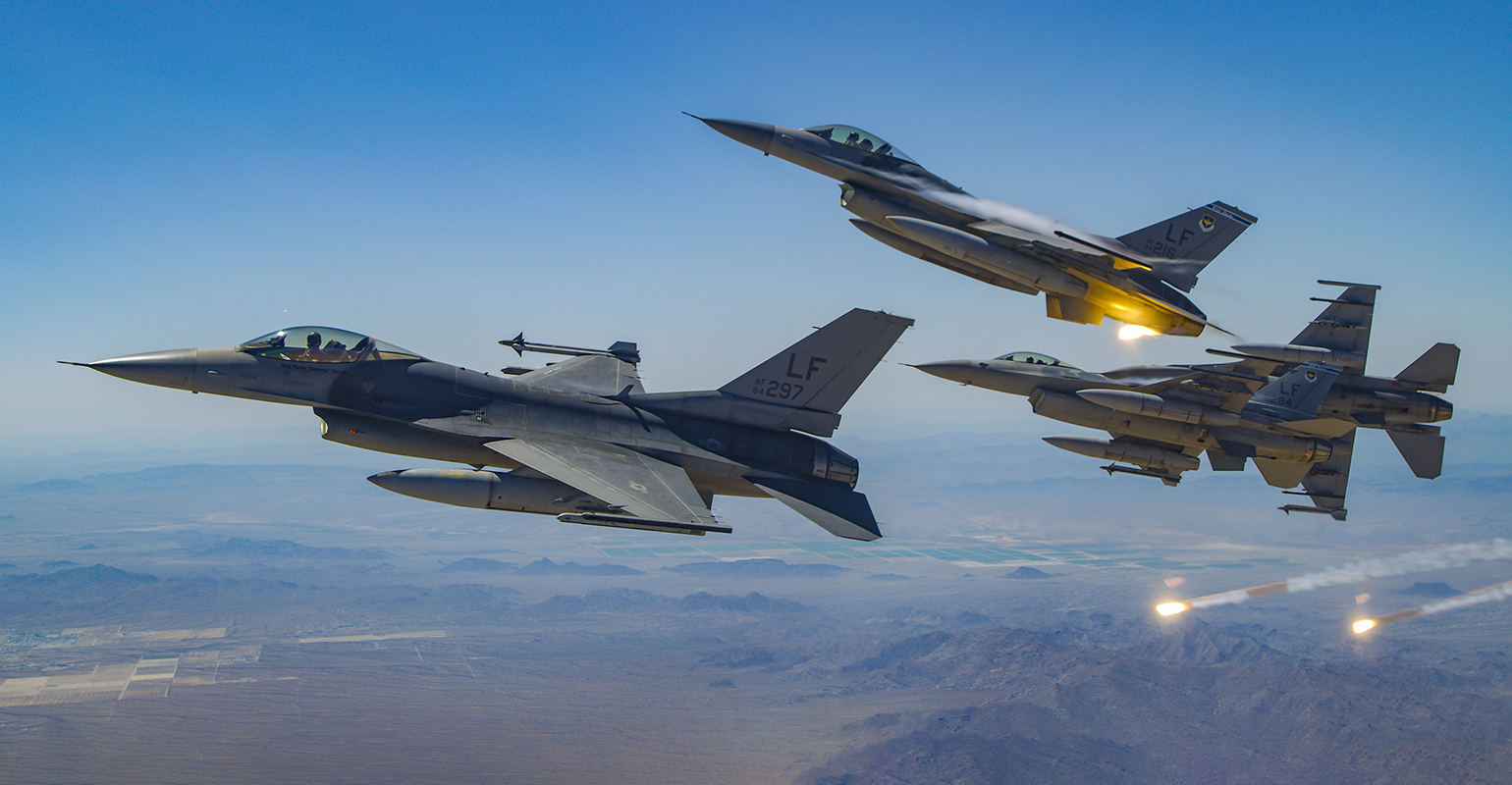 3 F16sinflight 800 5fdbc81aee998