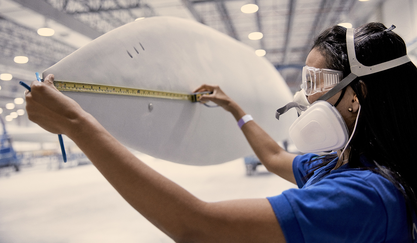 LM Wind Power LM Wind Power will support its customers to develop fully circular wind turbines that generate less waste during their production. lmwindpower-blade-800.jpg