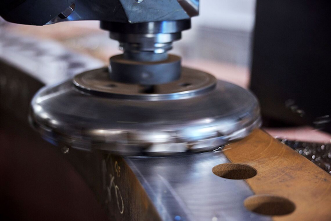 The Goliath milling tool developed by Denmark-based CNC Onsite can mill flanges of wind tower bases, monopiles, and transition pieces up to 10 meters in diameter.