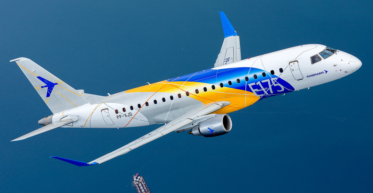 Embraer E175 regional jet.