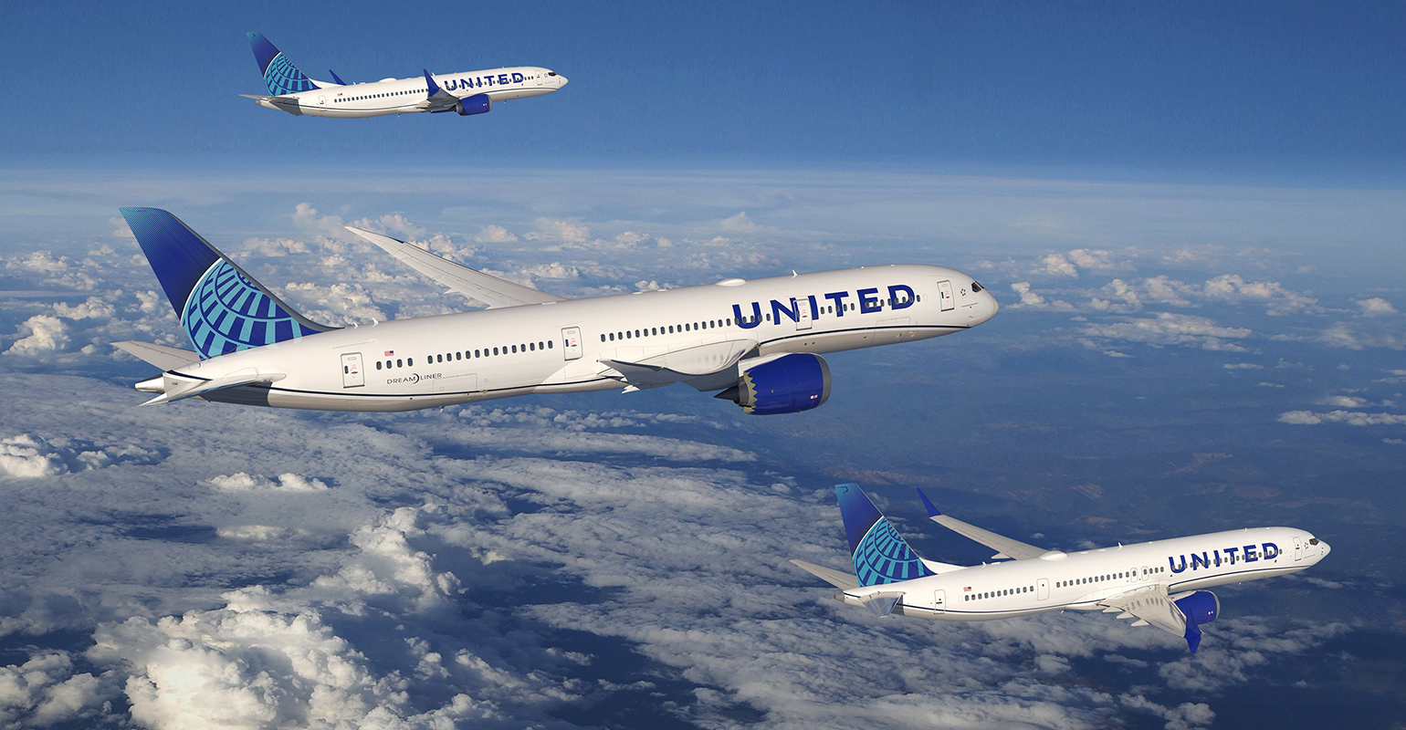 Boeing and United Airlines announced the carrier is investing in its future fleet with an order for 100 787 airplanes, with the option to purchase 100 more. The deal is the largest 787 Dreamliner order in Boeing history.
