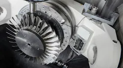The 5G Edge Computing Device (right) with vibration sensor, integrated into a blisk milling process for adaptive control.