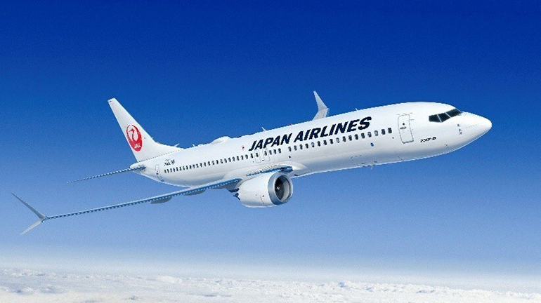 Boeing 737 MAX-8 aircraft illustrated in Japan Airlines livery.