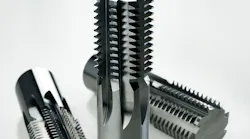 A high-precision gear hob with Ø32, to be programmed and produced with very high accuracy in a single operation by TN Vaerktoejsslibning.