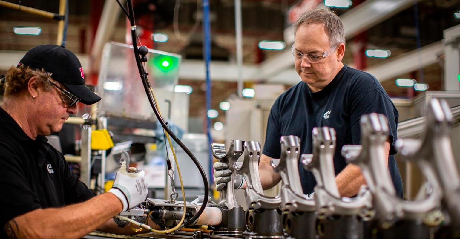 Internal combustion engine assembly at Cummins Inc.&rsquo;s Jamestown (N.Y.) Engine Plant.