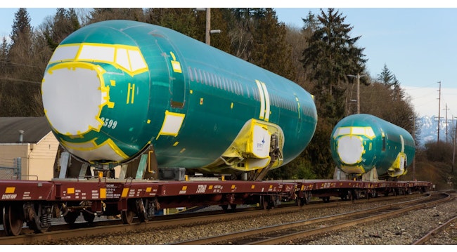 Boeing 737 aircraft fuselage shipment on BNSF train from Spirit Aerosystems