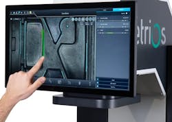 A wide-field sensor detects parts on the stage and measures the required dimensions at maximum speed. A wide-field sensor detects parts on the stage and measures the required dimensions at maximum speed.