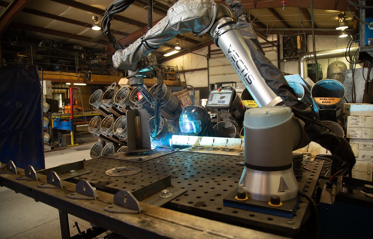 66de1e9717240127c3c0d0c7 Vectis Cobot Welding Tool In Action 1300
