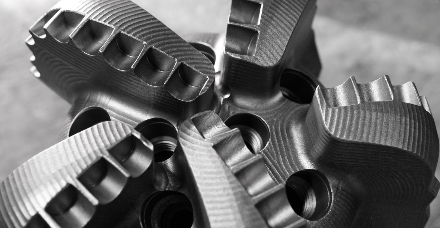 Close-up cutting tool insert.