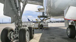 ID 214027465 © Casadphoto | Dreamstime.com | Detail of landing gear of a commercial airplane.
