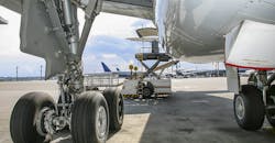 ID 214027465 © Casadphoto | Dreamstime.com | Detail of landing gear of a commercial airplane. ID 214027465 © Casadphoto | Dreamstime.com | Detail of landing gear of a commercial airplane.