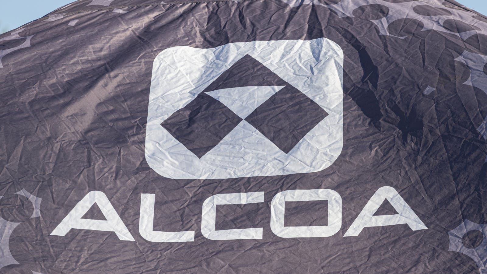 68f92efbd582c1163b4eeb50 Alcoa156818605mailosdreamstime