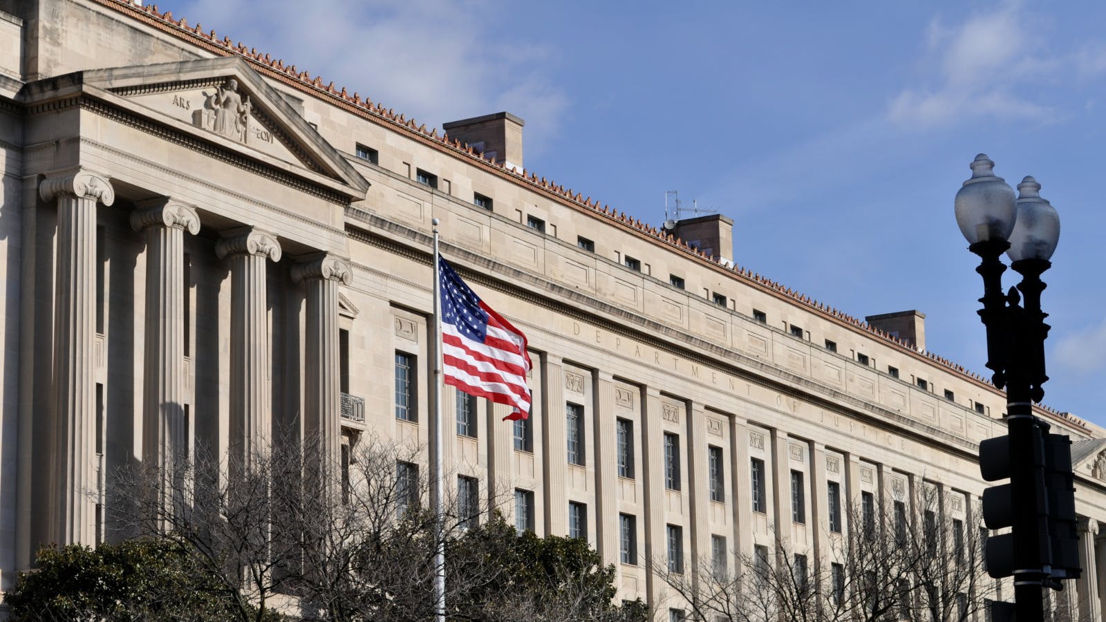 69274c8a1c32173fb19afec7 Usdepartmentofjusticeid 12528298cosmopoldreamstime